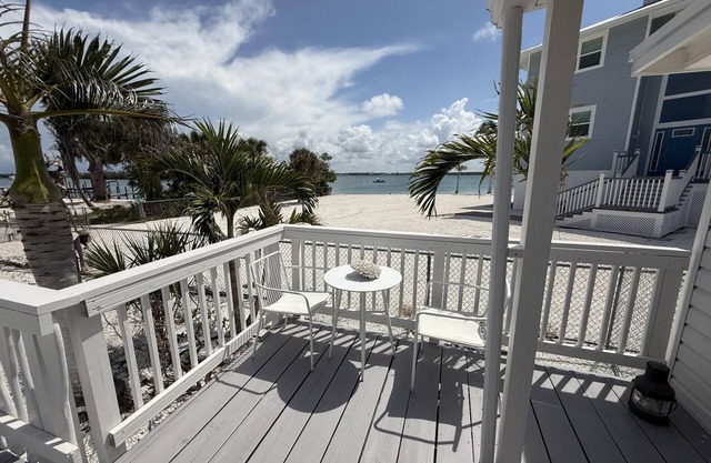 Beach + Boat Dock! 2BR Coastal Chic | June Special