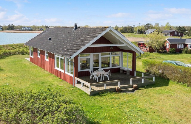 Beach front home in Børkop with WiFi