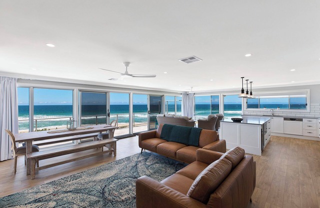 Beach House on Wyuna