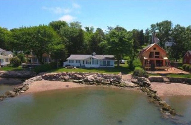 Beachfront Getaway ~ Private Beach ~ Gorgeous Water & Sunset Views