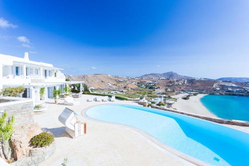 Beachfront Luxury Villa Santa Barbara