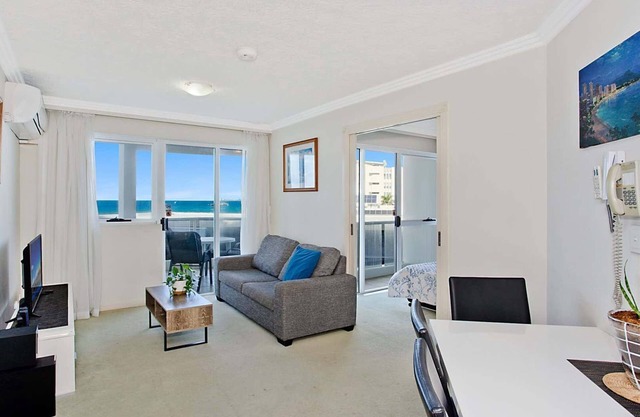 Beachfront Palms 408 - Absolute Beachfront