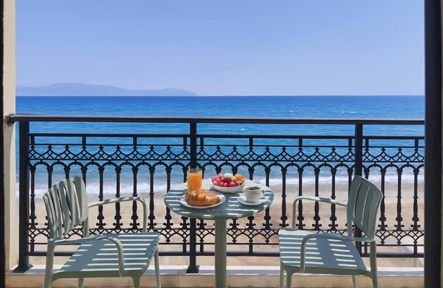 Beachfront Panorama Apartment in Kythira