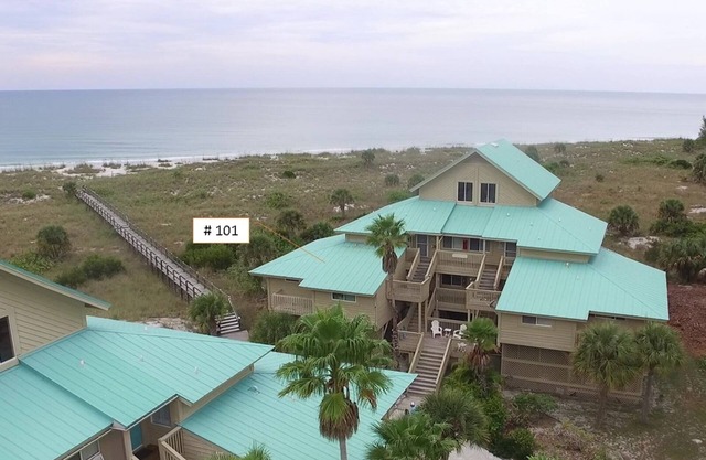 Beachfront - Romantic - Relaxing - Panoramic Views - Little Gasparilla Island
