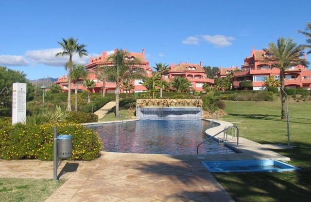 Beachside Apartment In 5 Star Gated Community