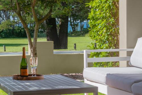 Beachside Bliss on Marine - 3BR Apartment by uHoliday