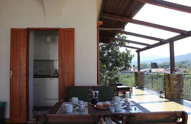 BEACHSIDE VILLA: Apartment with terrace - Relaxing Getaway