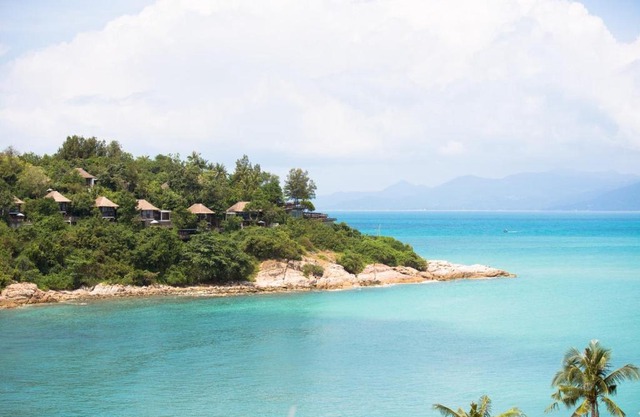 BEACHSIDE VILLA - B11 - at BAYSIDE LUXURY VILLAS Samrong Bay Beach, 3 BED 4 BATH, SEA and SUNSET VIEWS, only 200m walk to the Beach