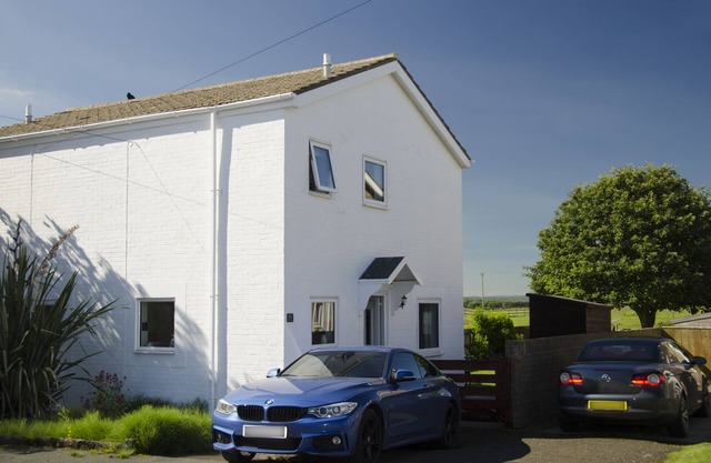 Beadnell Cottage Pet Friendly with Enclosed Garden In a Quiet Peaceful Village