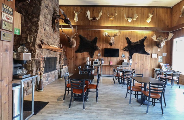 Bear Lodge Motel
