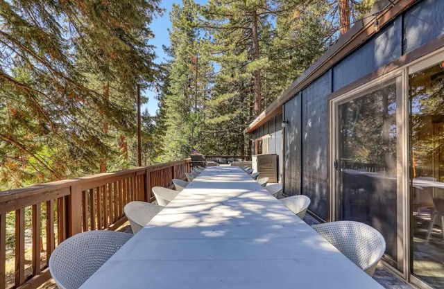 Bear Lodge