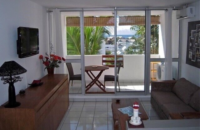 BEAU STUDIO 200 meters from the sea