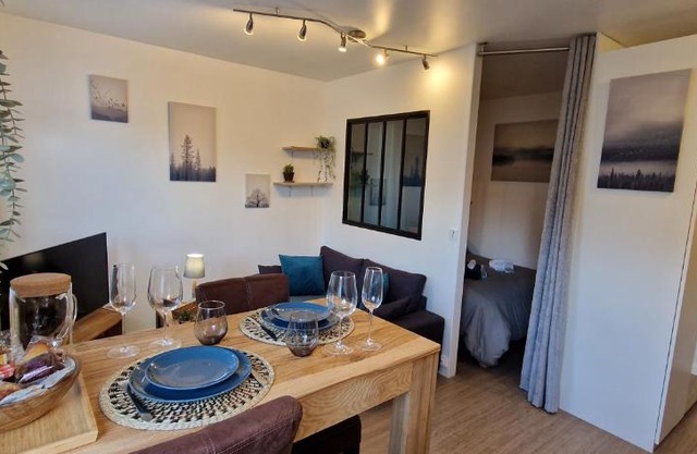 Beau studio très calme, parking privée gratuit, Netflix, Wifi