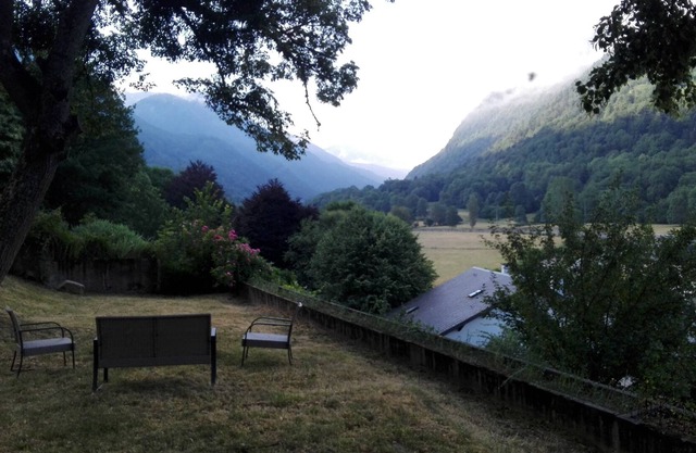 Beautiful 100m2 apartment with garden and terraces in a Bigourdan farmhouse