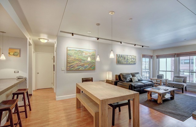 Beautiful 1BR Ski-in/Ski-Out on Peak 9