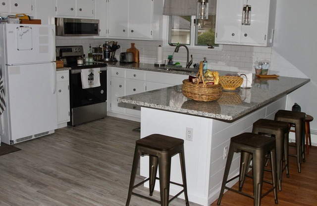 Beautiful 2 Bedroom House with Lake access near Rickett's Glen