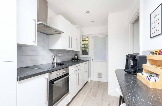 Beautiful 2BR House with Private Garden