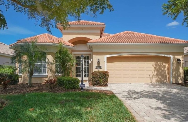 Beautiful 3 bed/ 2bath, plus office Executive Home with private pool & lanai.