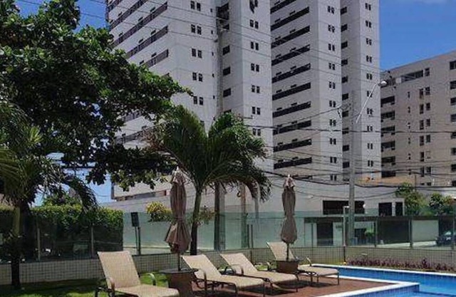 BEAUTIFUL 3 bedroom / 3 en suite apartment by Boa Viagem beach