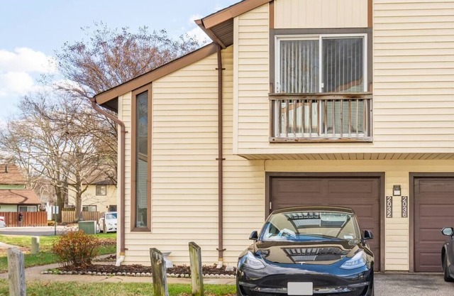 Beautiful 3-bedroom house with garage 20min from DC and 6 FLags