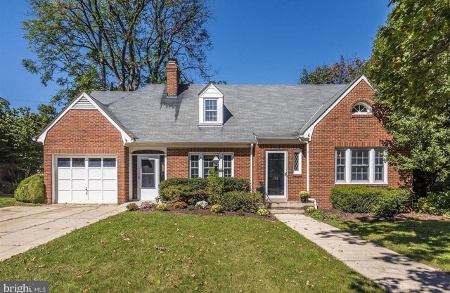 Beautiful 3 BR home within walking distance to historic downtown Frederick