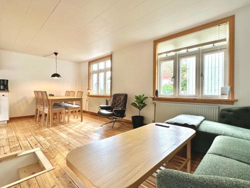 Beautiful 3BR Home in City Centre