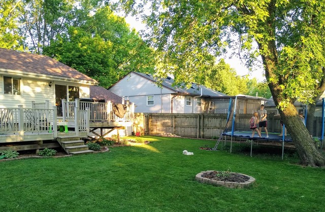 Beautiful 5 BDRM Near U of I and the downtown