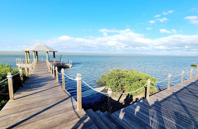 Beautiful And Cozy Bayfront Getaway at Port Isabel