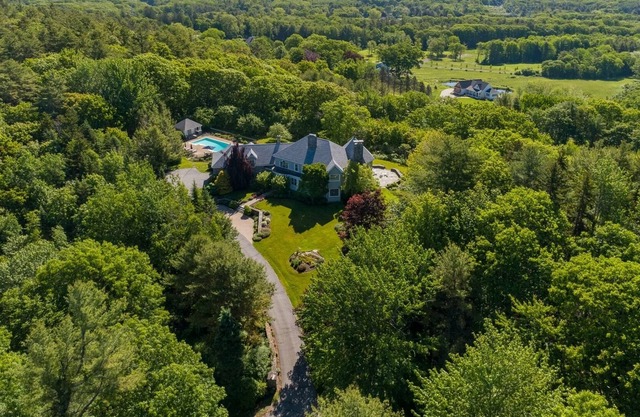 Beautiful and Spacious Home in Prime Location With Water Views and a Heated Pool