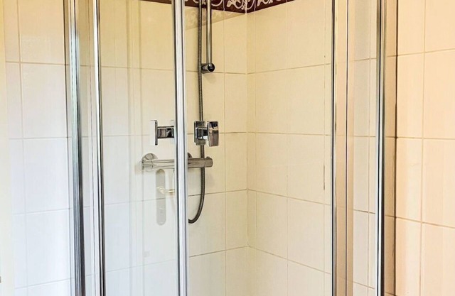 Beautiful apartment in villa for 4 guests with WIFI, TV, terrace and pets allowed