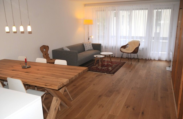 Beautiful apartment, centrally located, newly renovated (2014)