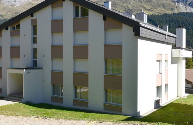 Beautiful apartment for 5 guests with WIFI, TV and balcony
