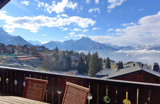 Beautiful apartment for 10 people with WIFI, TV and balcony