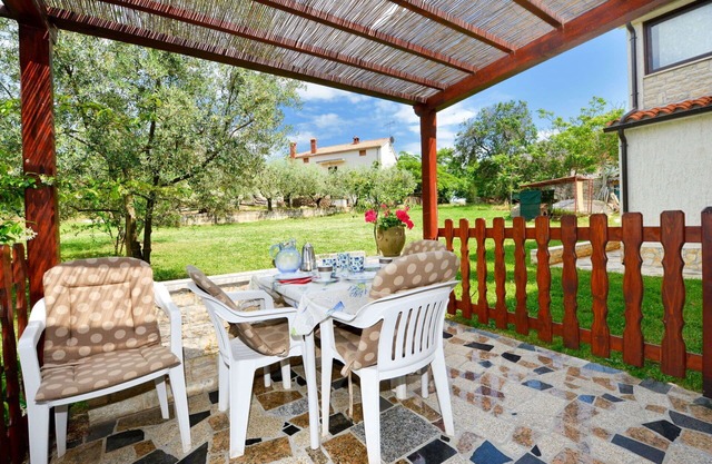 Beautiful apartment for 5 people with A/C, WIFI, TV, terrace and parking