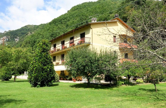 Beautiful apartment for 5 people with WIFI, pool, TV and patio