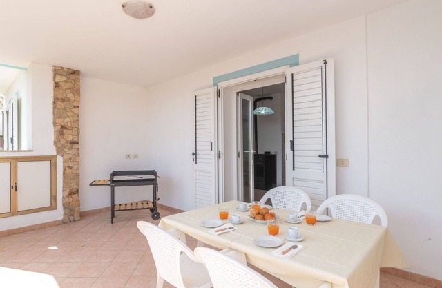 Beautiful apartment for 4 guests with TV, terrace, pets allowed and parking