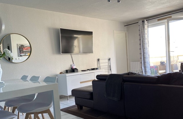 BEAUTIFUL APARTMENT IN THE OLD CENTER OF LE HAVRE