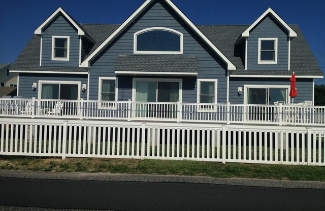 Beautiful Beach front Cape May home