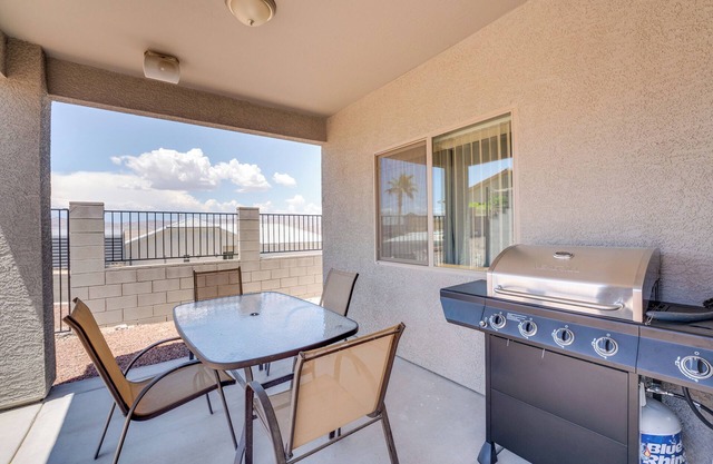 Beautiful Bullhead City Home Rental w/Yard!