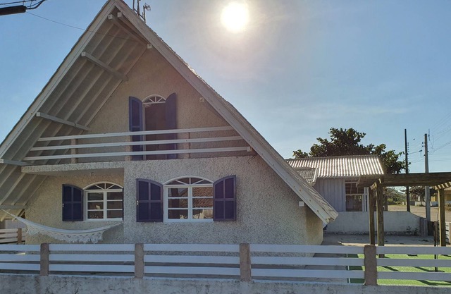Beautiful chalet by the sea
