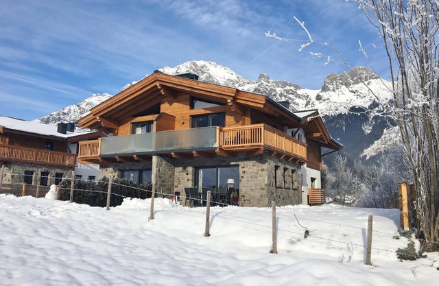 Beautiful chalet with private sauna and views