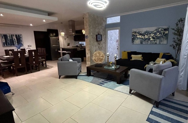 Beautiful condo with pool view and private patio. Premier location near beach