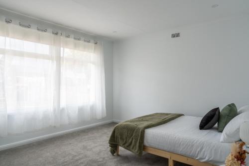 Beautiful & Convenient Stay - Close to the Latrobe Hospital