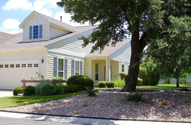 Beautiful Corner Property Home in Sun City Georgetown, Texas