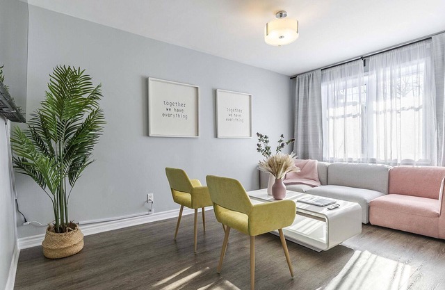 Beautiful Cottage within Walking Distance to the Metro and Free Parking