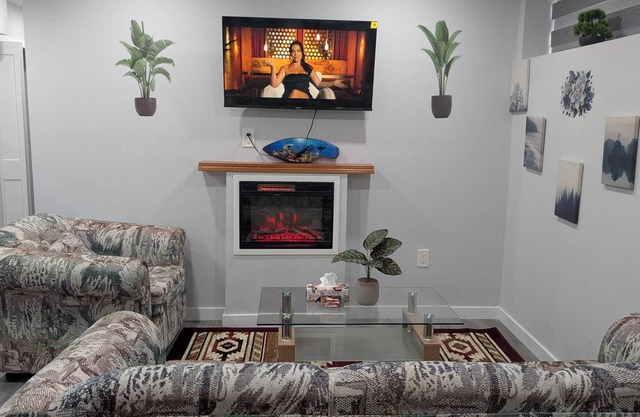 Beautiful & Cozy 1BR stay for 2 w/Bathtub Near St Vital
