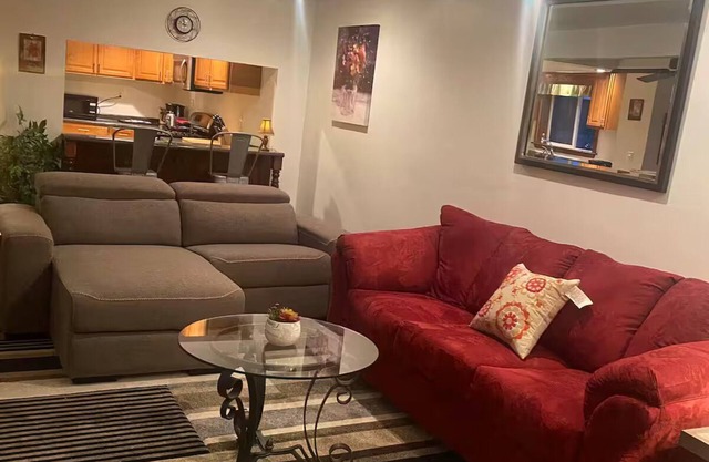 Beautiful & Cozy homenn