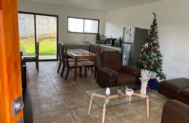 Beautiful family home, quiet and very safe place