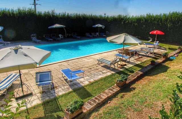 Beautiful Farmhouse with bubble bath in Umbria