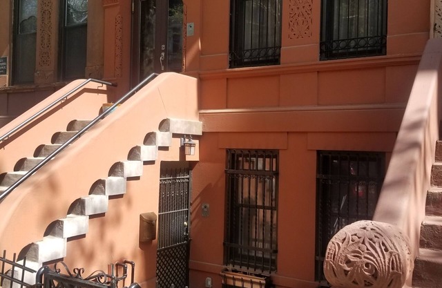 Beautiful Harlem Brownstown Garden Apatment-Monthly Rental